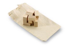 Puzzle en bois dans son sac coton - quai94